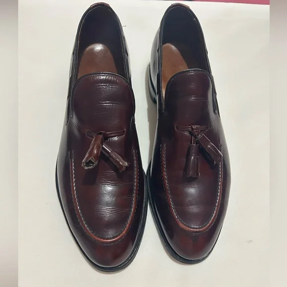 Allen Edmonds Saratoga tassel loafers - Picture 1 of 16